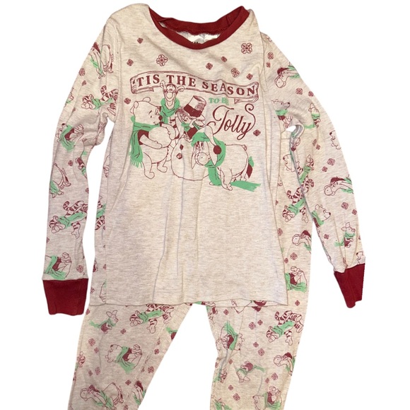 Winne The Pooh Christmas Pyjamas - Picture 2 of 3